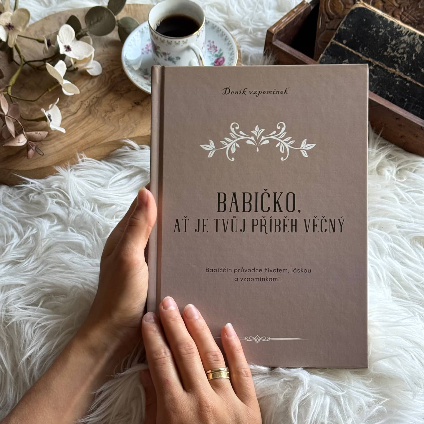 Babičko a dědečku, ať je váš příběh věčný